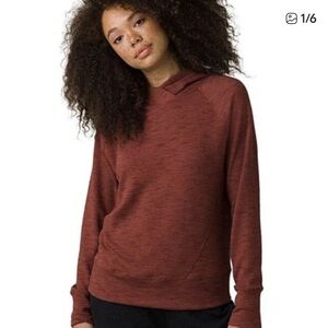 Women’s PrAna Sunrise Hoodie Pullover in a reddish/brown rust color Size XL
